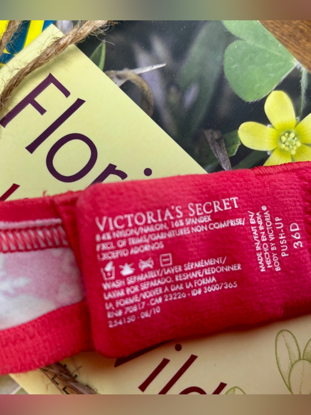 Victorias Secret Floral Pink Underwire Push-Up Bra Unworn - Picture 5 of 6